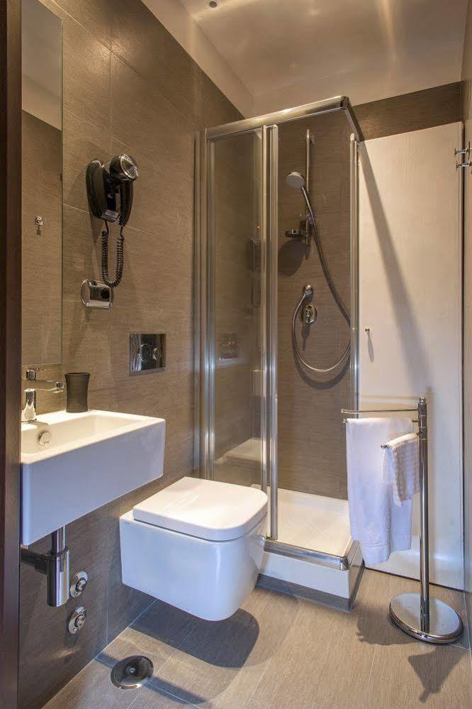 Residenza Dorò- 24x7 Check-in 2* Roma